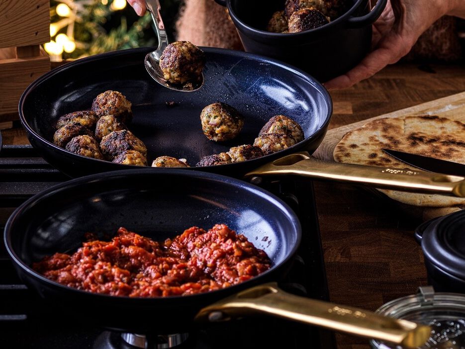Albondigas (Spanish Meatballs)