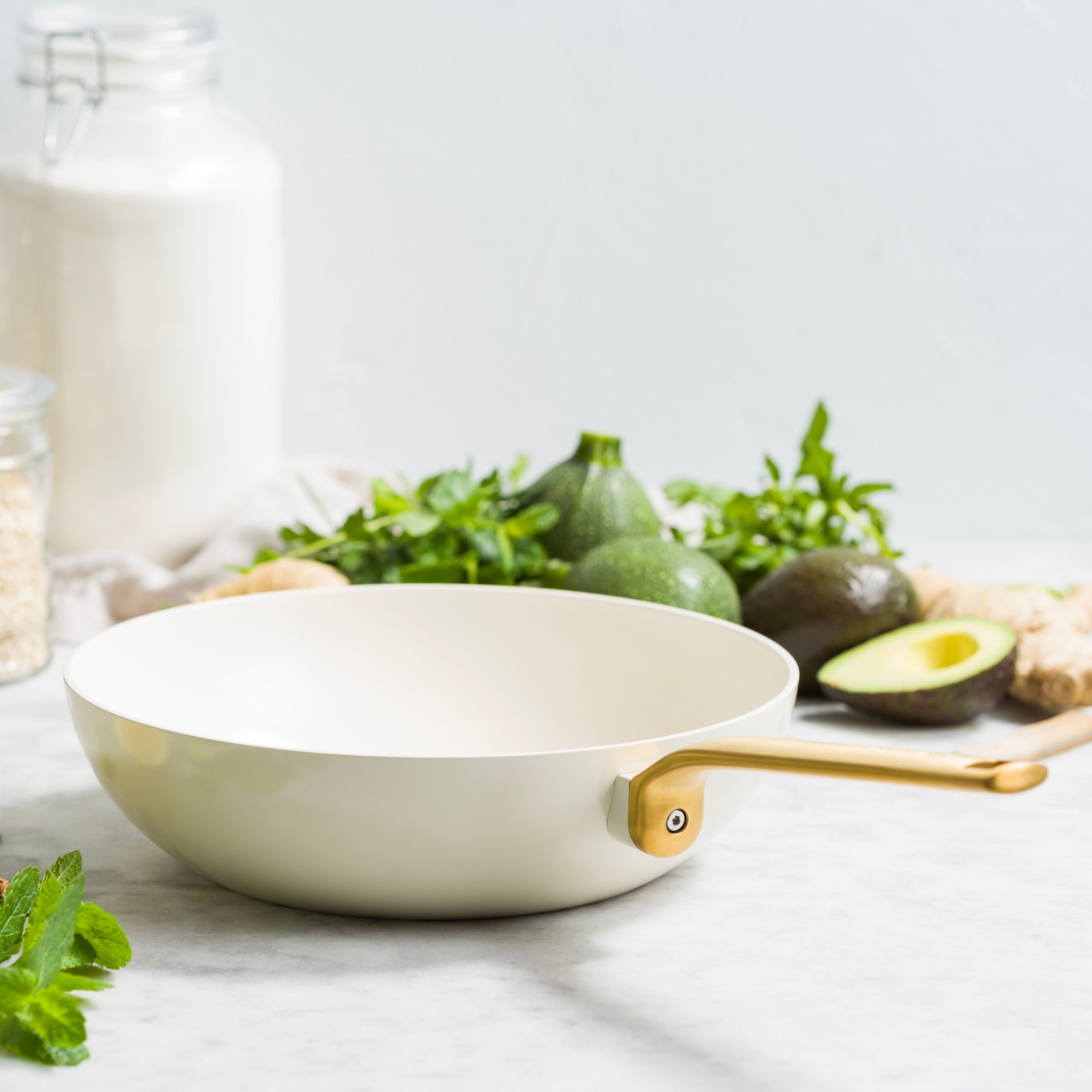 Evolution Wok 28cm Cream