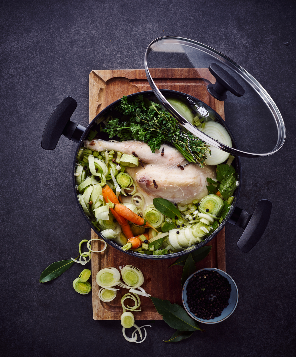 Smart Shapes Casserole With Lid 24cm 5.1 Litre