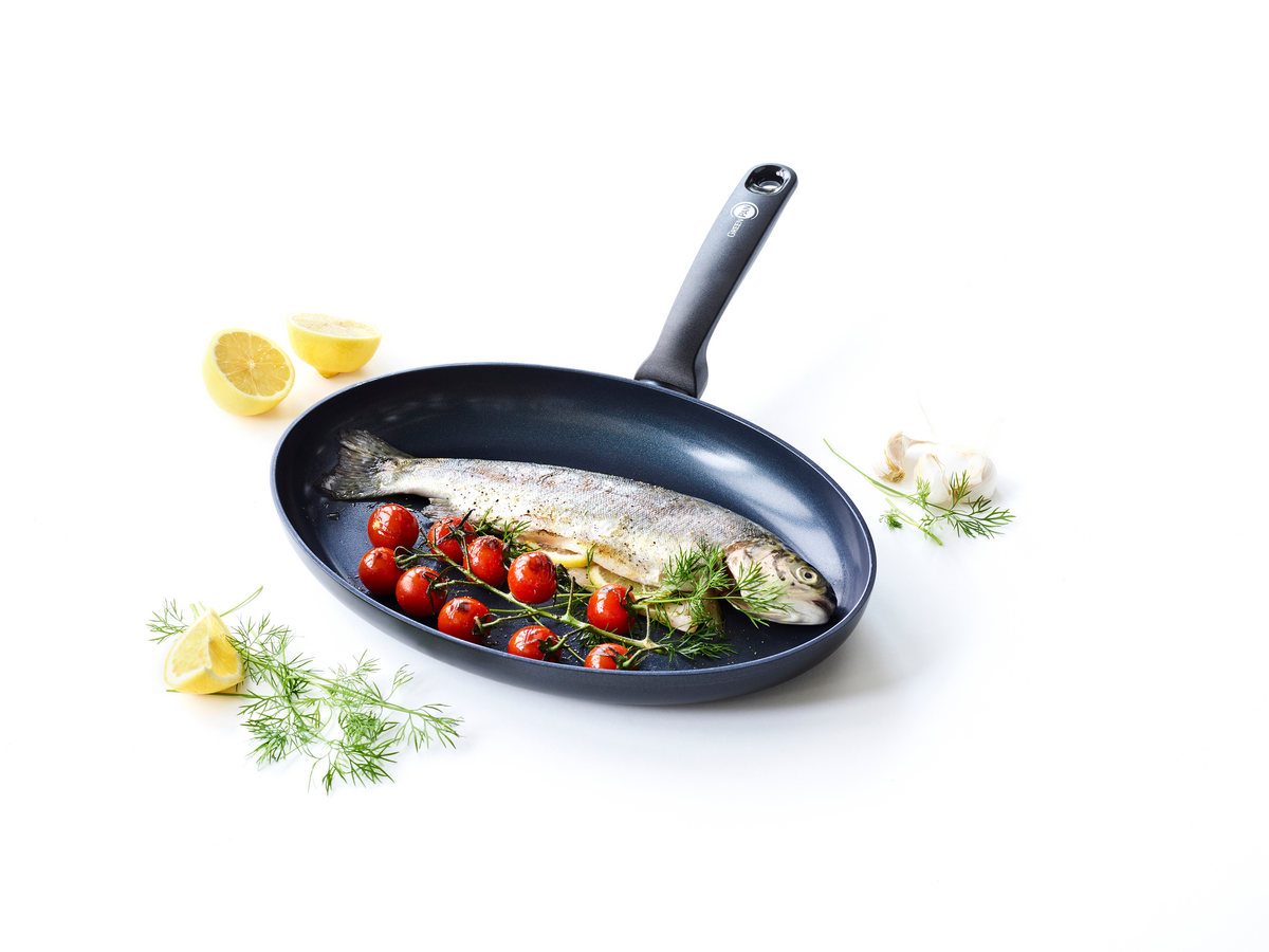 Torino Fish Pan 32cm x 22cm