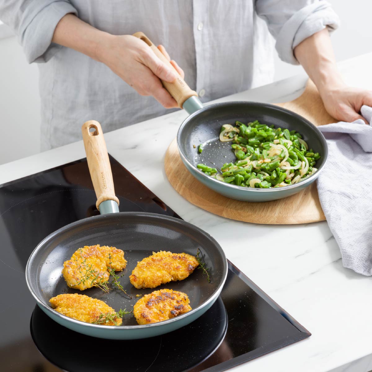 Mayflower 13pc Set with Lids