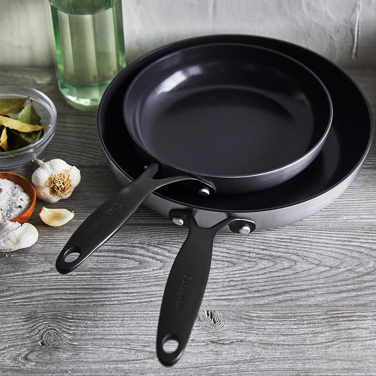 Venice Pro Noir Ceramic Non-Stick 26cm and 30cm Frypan Set