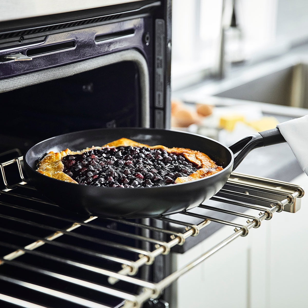 Smart Shape Frying Pan
