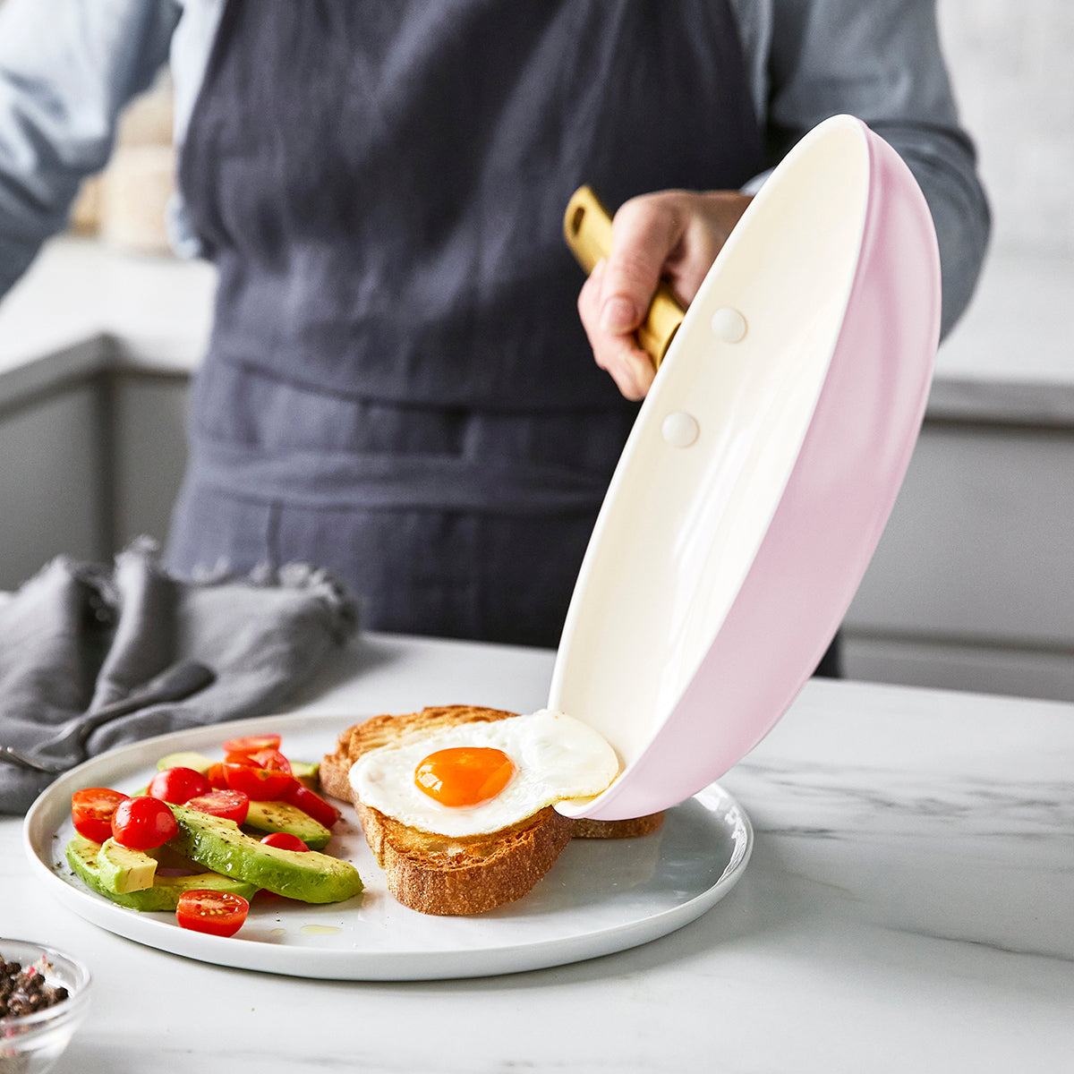 Reserve Ceramic Non-Stick 10-Piece Cookware Set | Blush