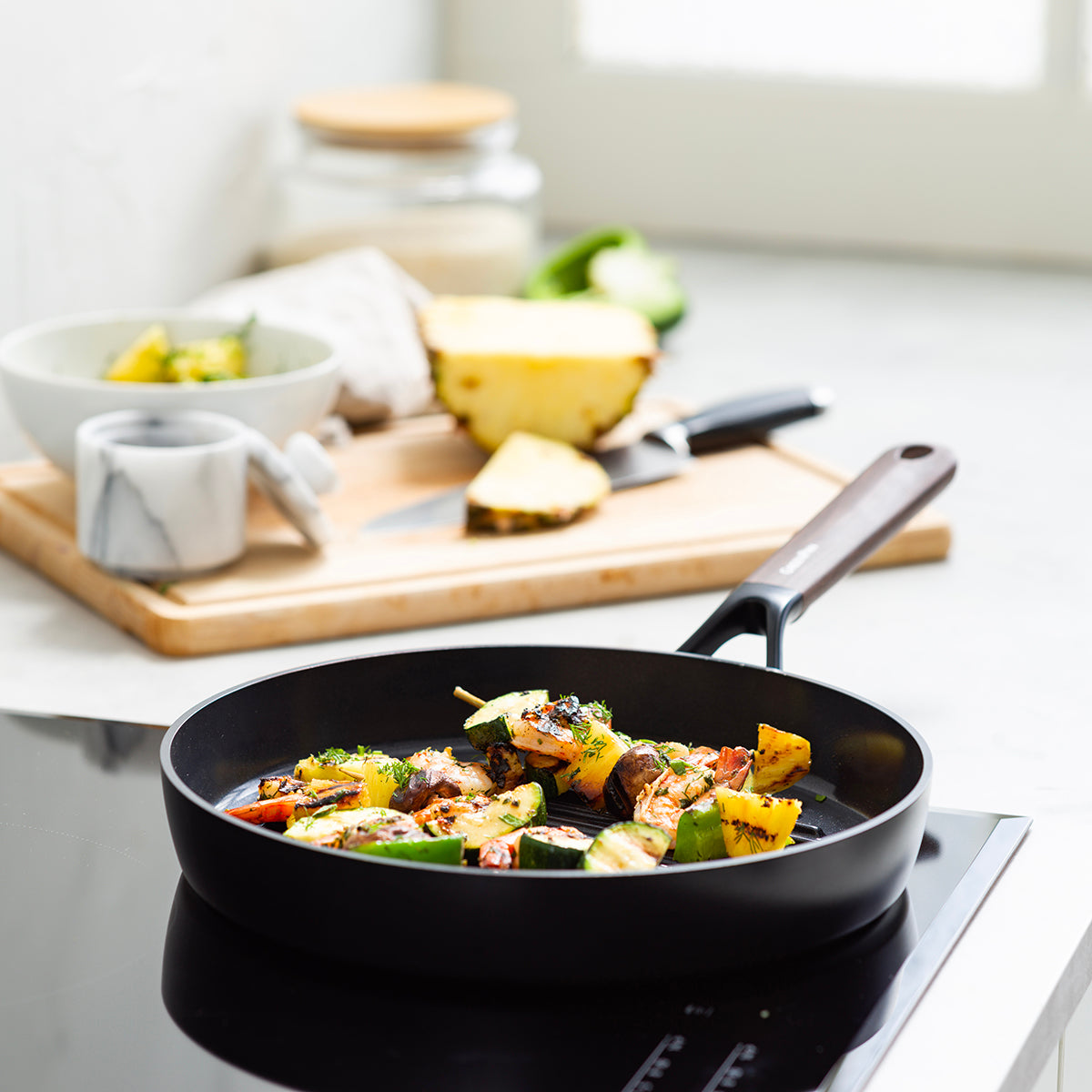 Eco-SmartShape Ceramic Non-Stick 28 cm Grill Pan | Dark-Wood Handle