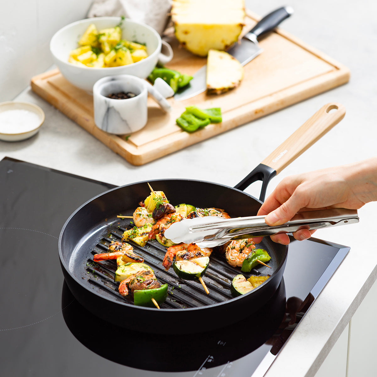 Eco-SmartShape Ceramic Non-Stick 28 cm Grill Pan | Light-Wood Handle