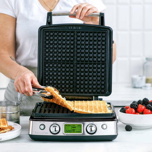 4-Square Waffle Maker | Black