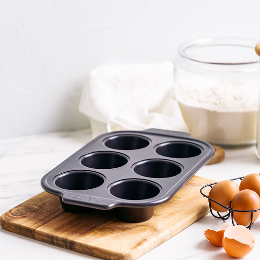 Bistro Carbon Steel 6-Cup Muffin Pan