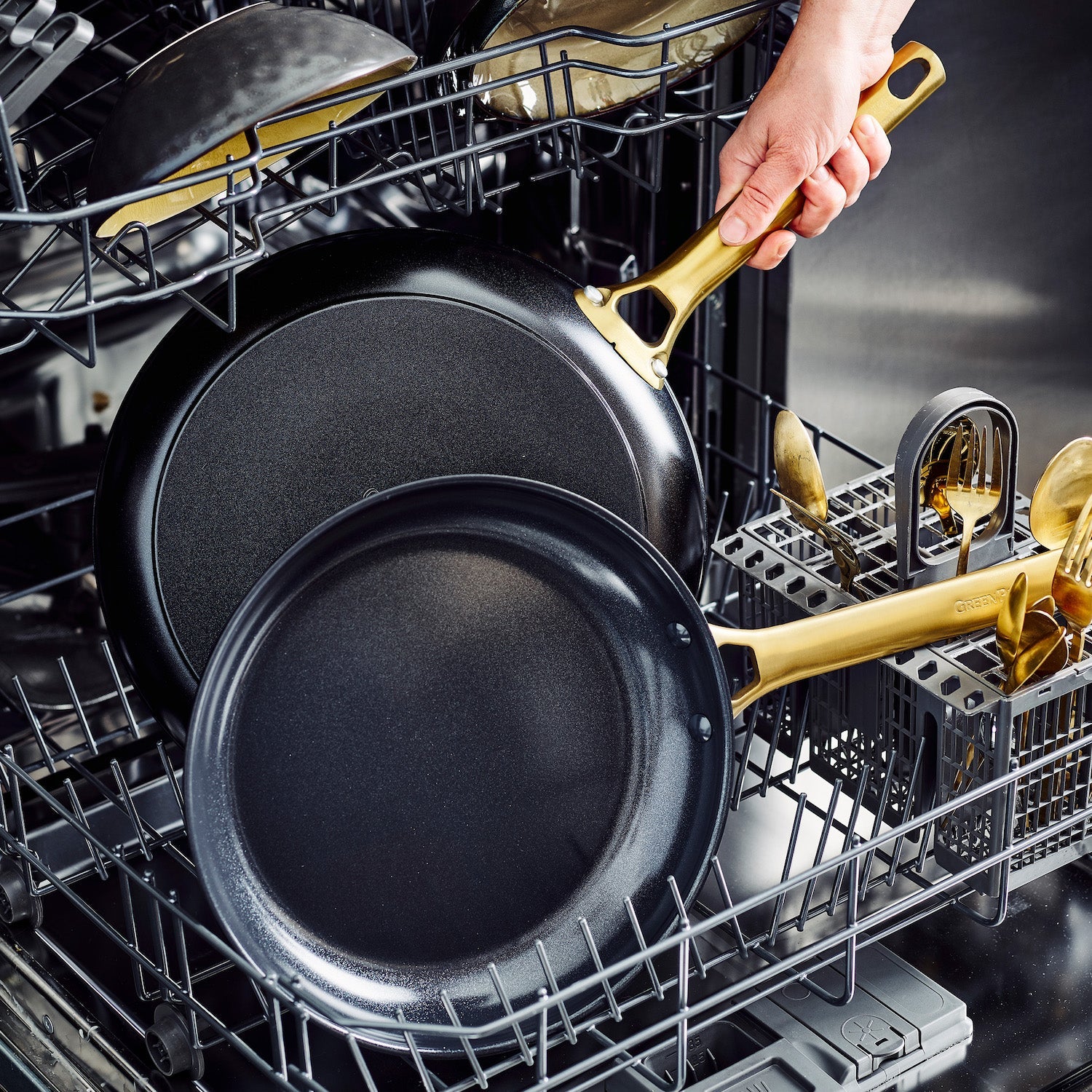 Reserve Ceramic Non-Stick 10-Piece Cookware Set | Black