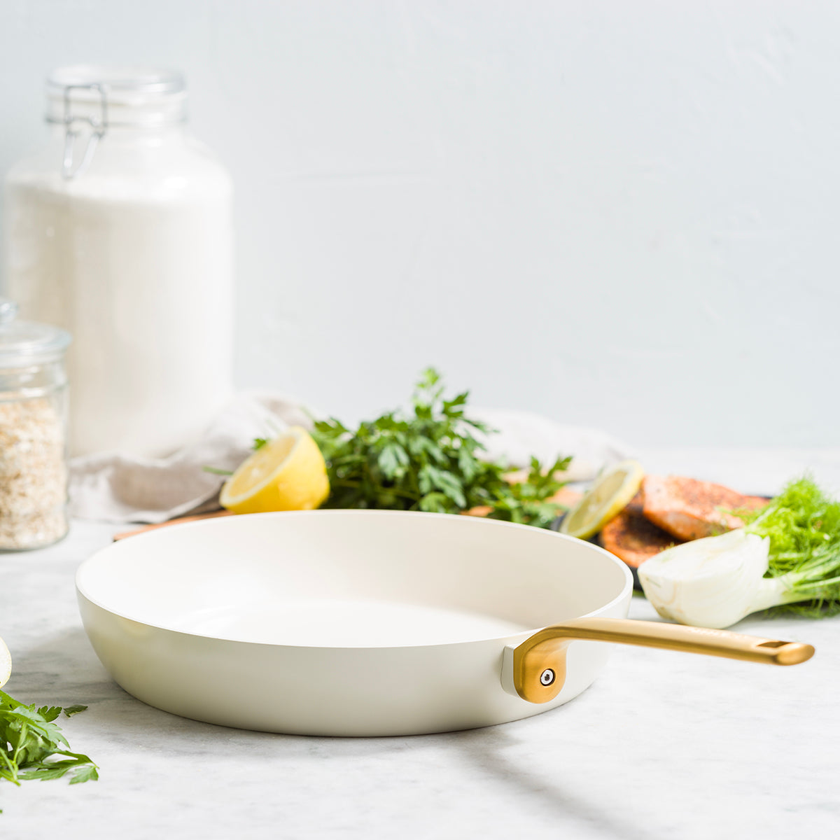 Evolution 30cm Frypan, Cream White