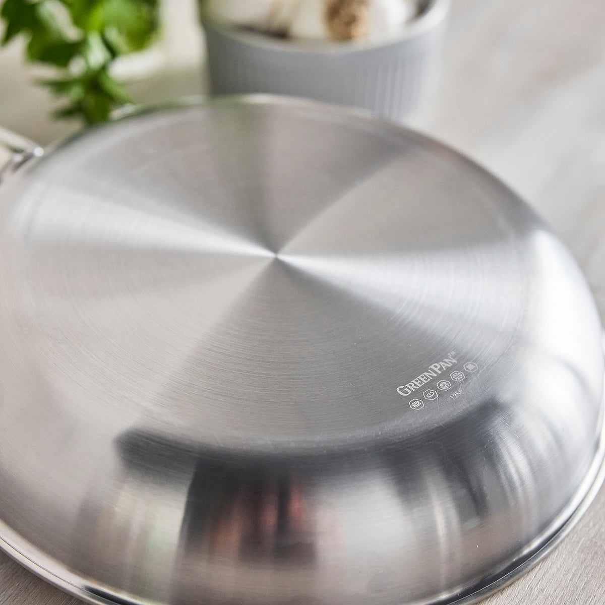 Apex Hybrid Ceramic Non-Stick 24 cm Frypan