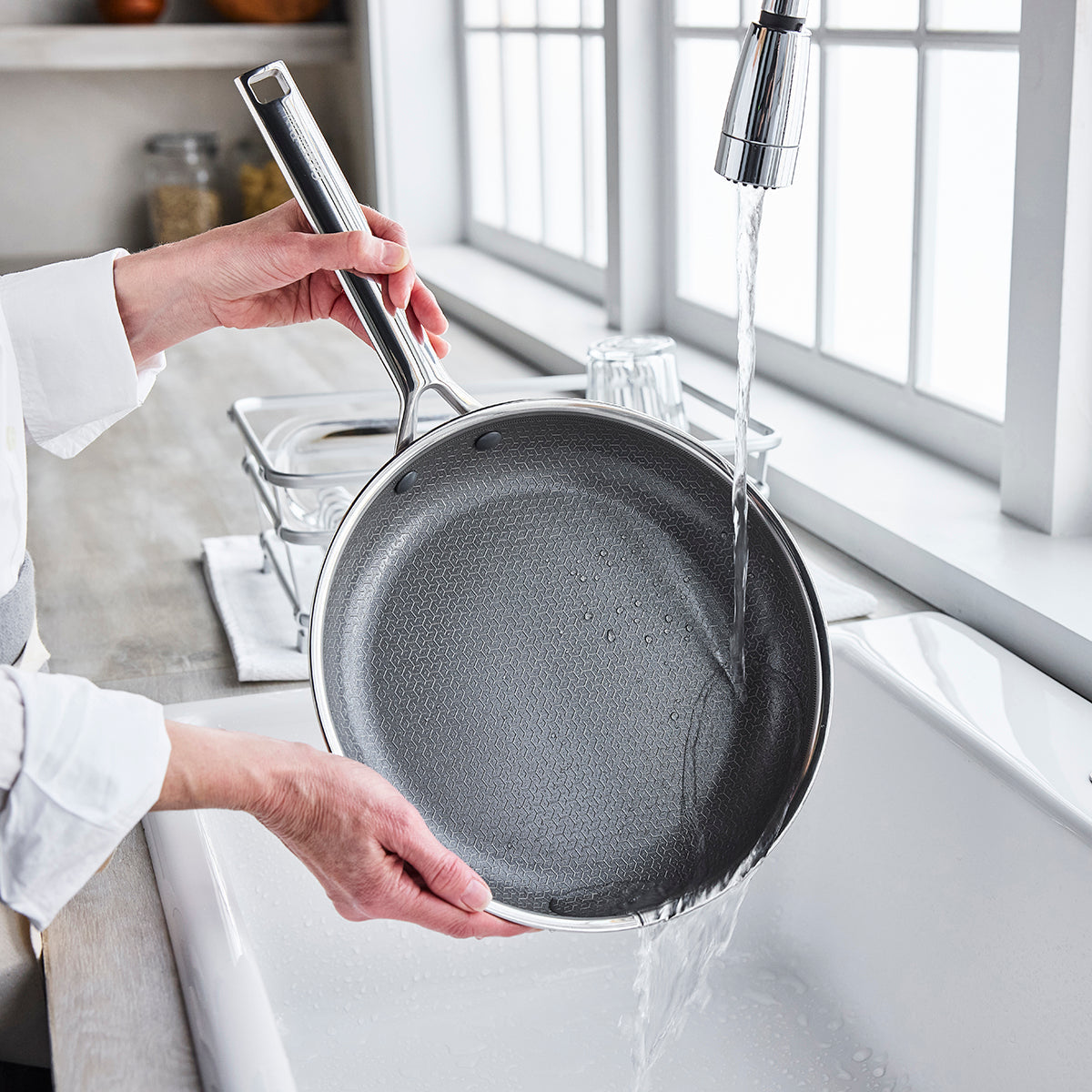 Apex Hybrid Ceramic Non-Stick 24 cm Frypan