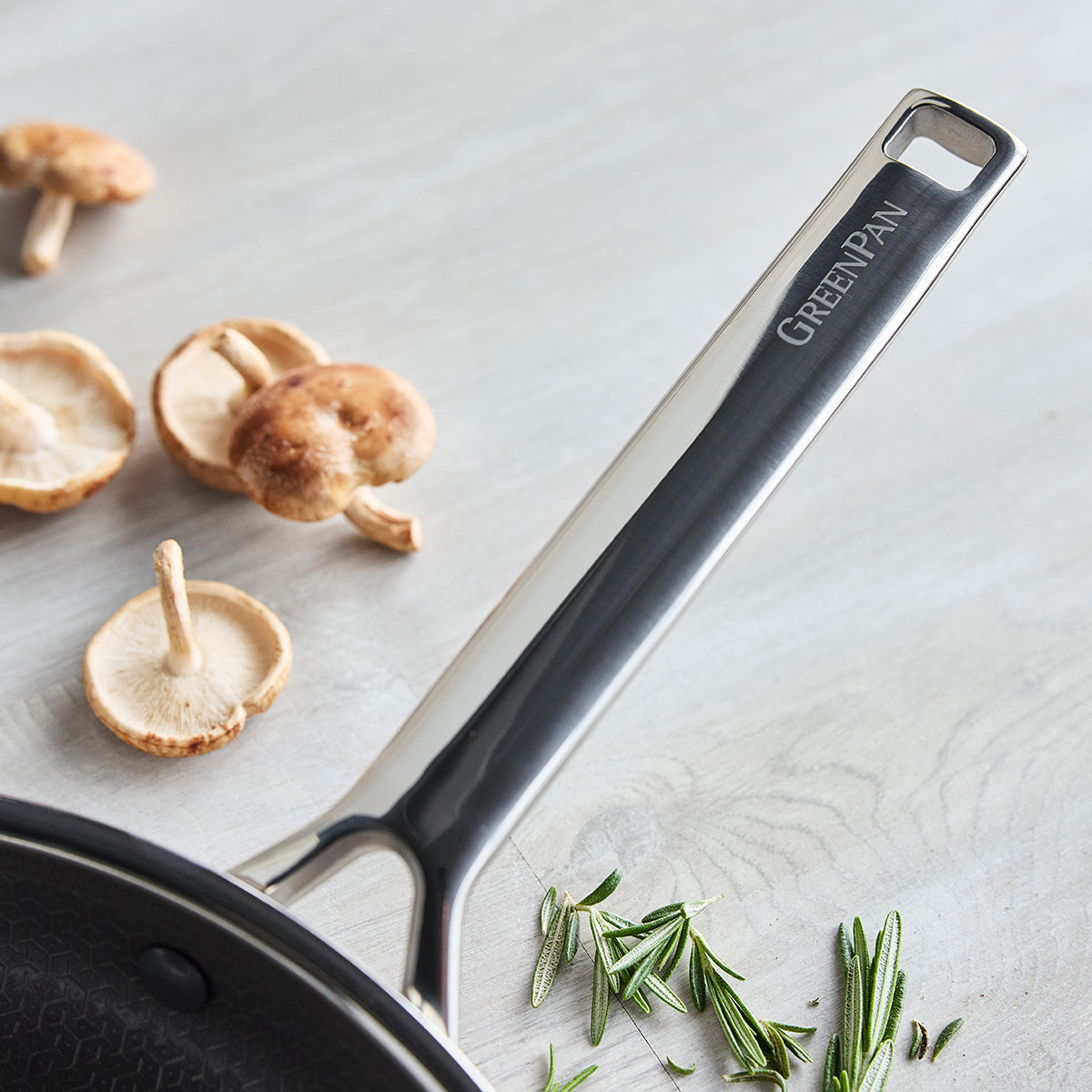 Apex Hybrid Ceramic Non-Stick 30 cm Frypan