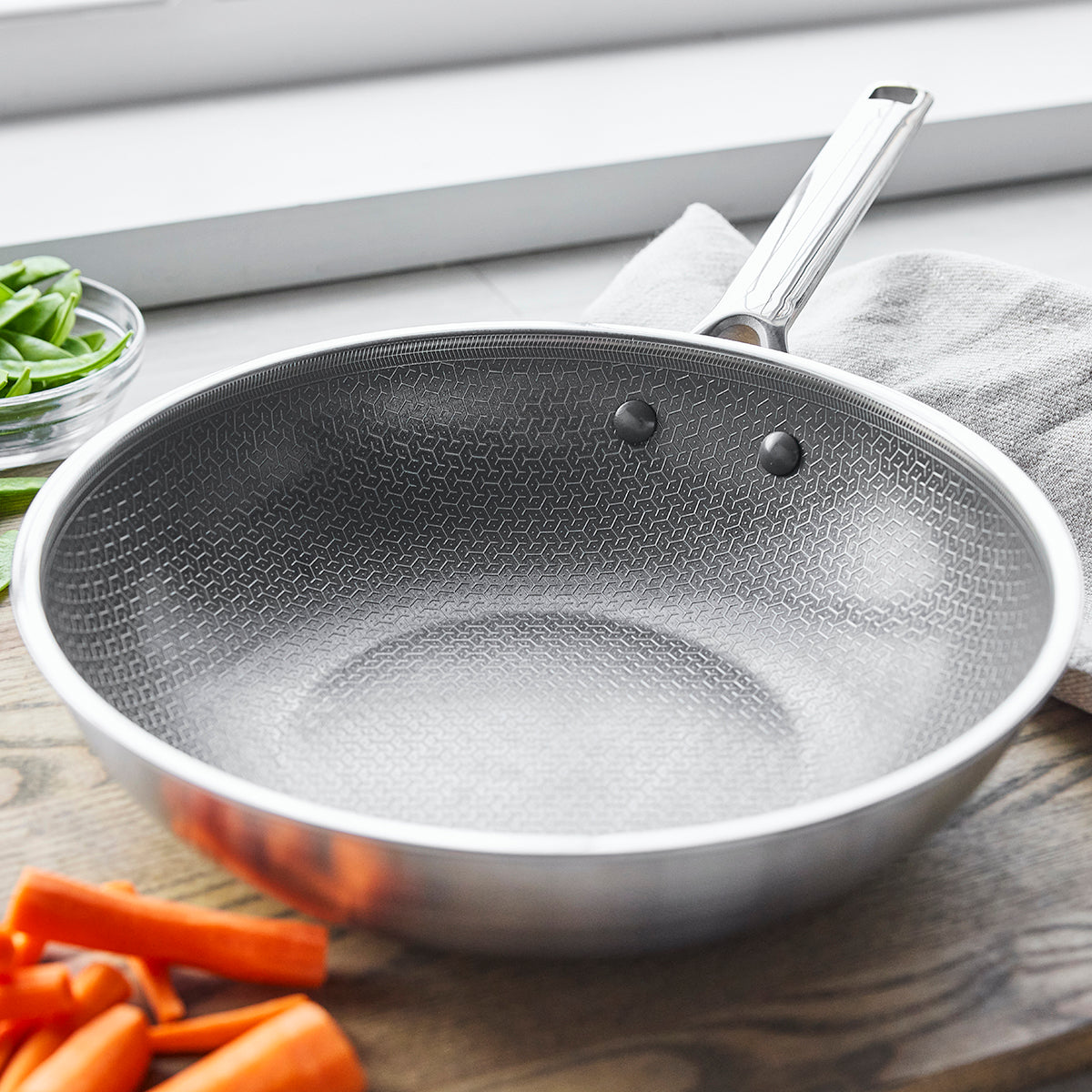 Apex Hybrid Ceramic Non-Stick 28 cm Wok