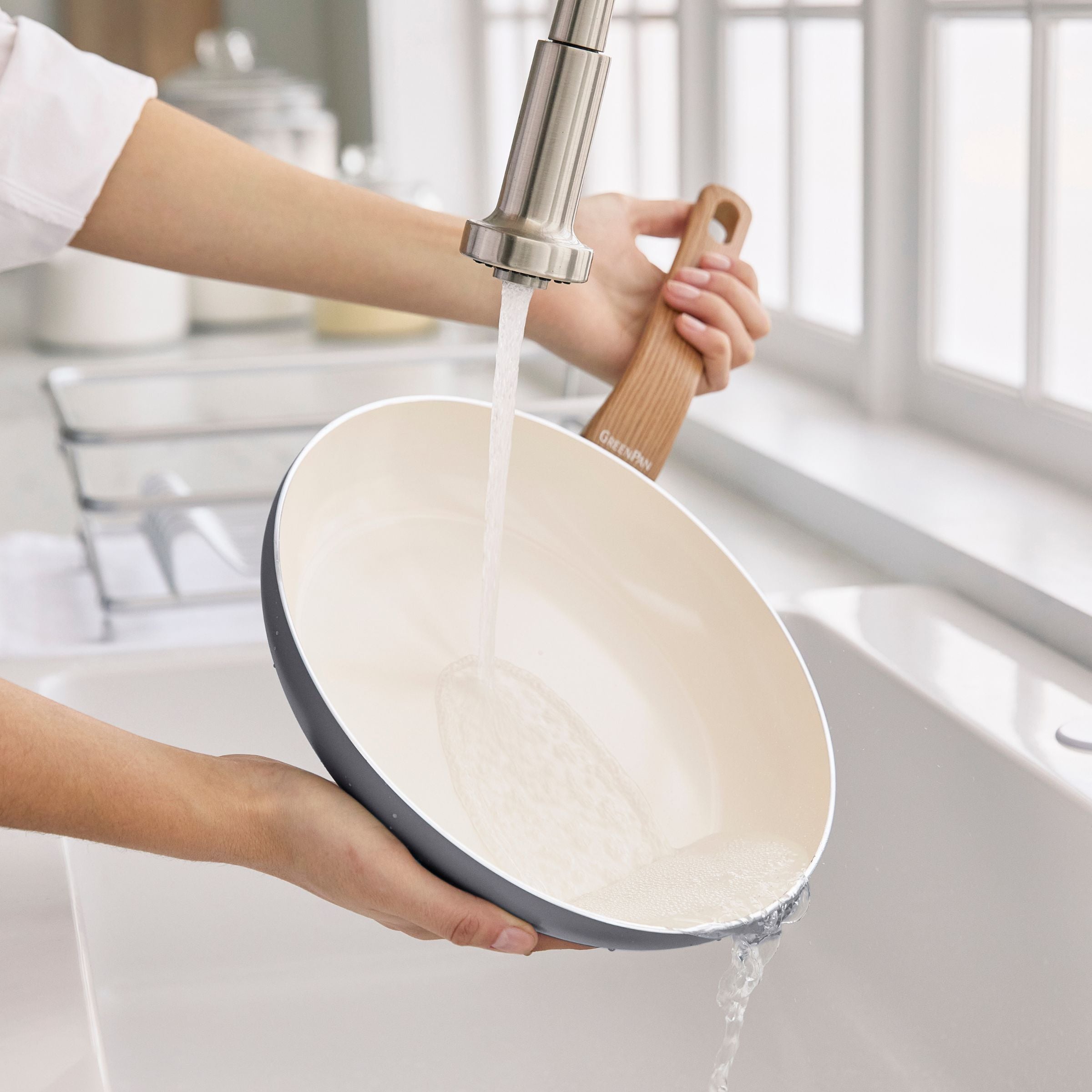 Essence 2 Piece Frypan Set 26cm & 30cm Grey