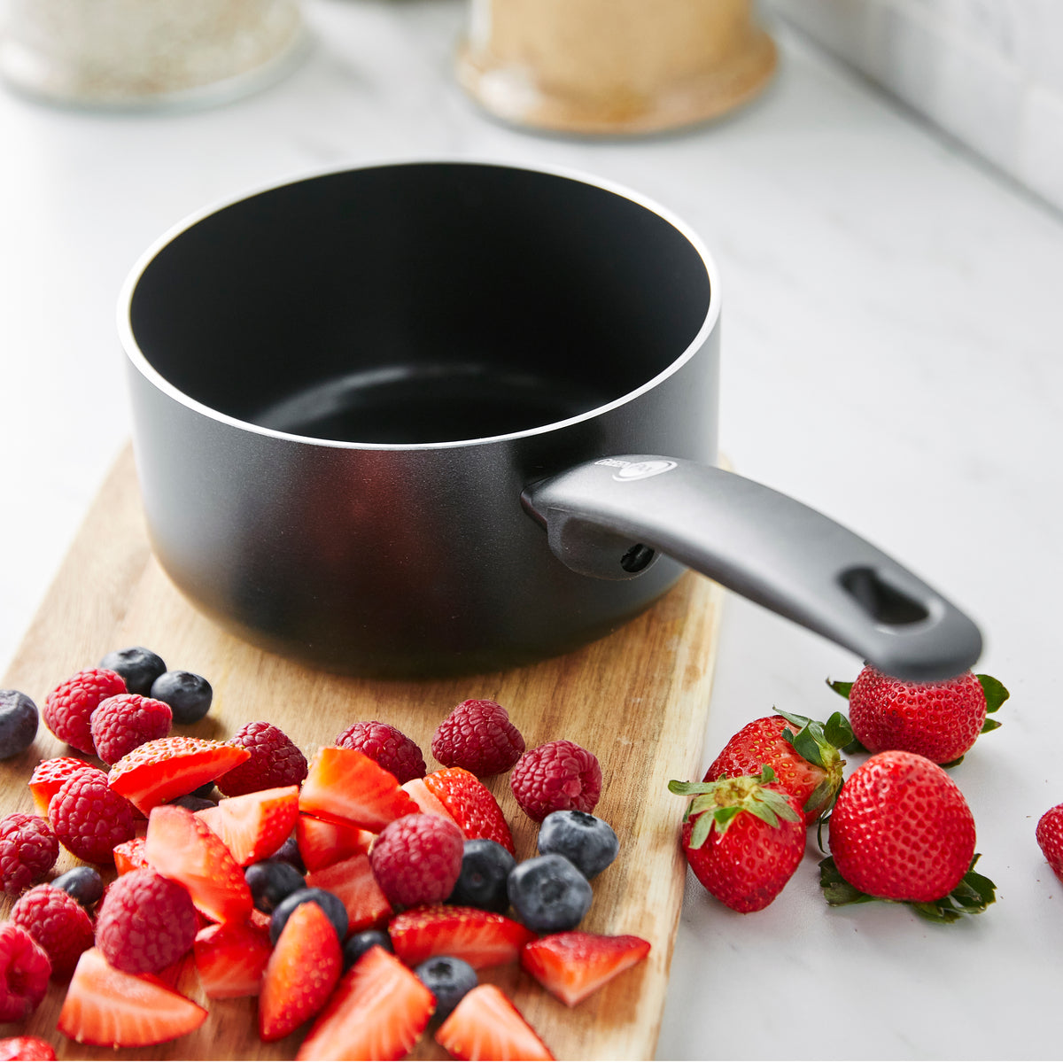 Cambridge Ceramic Non-Stick 1.6-Litre Saucepan