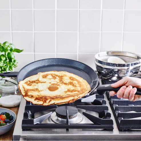 Essentials Pancake Pan 28cm