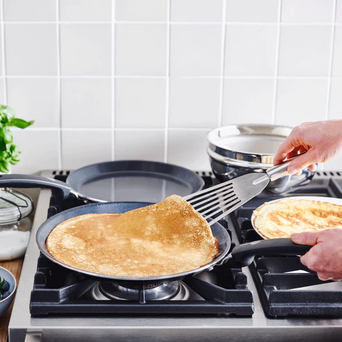 Essentials Pancake Pan 24cm
