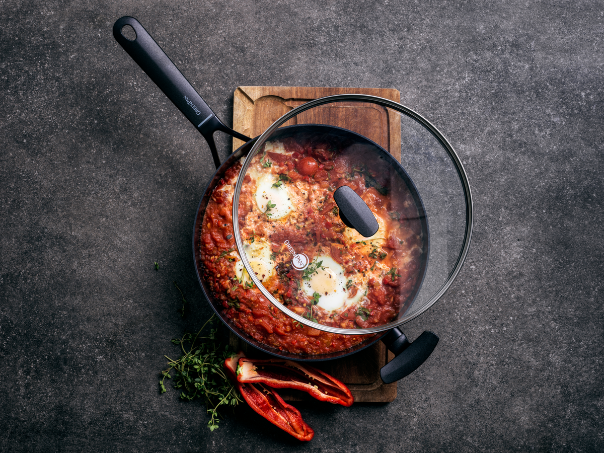 Smart Shapes Covered Skillet 28cm 4.2 Litre