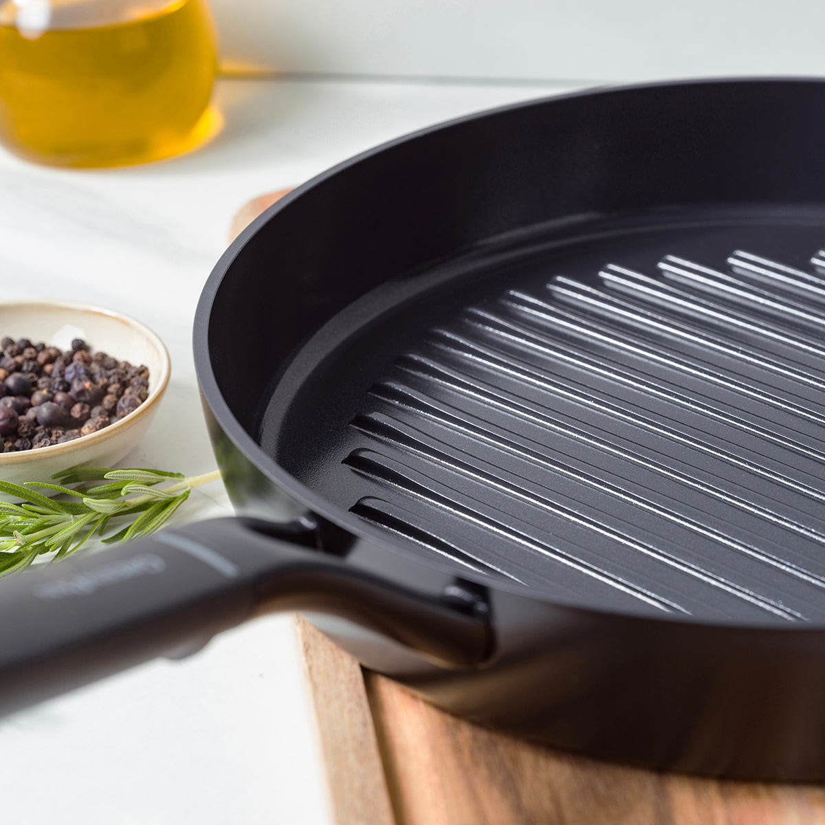Smart Ceramic Non-Stick 28 cm Round Grill Pan