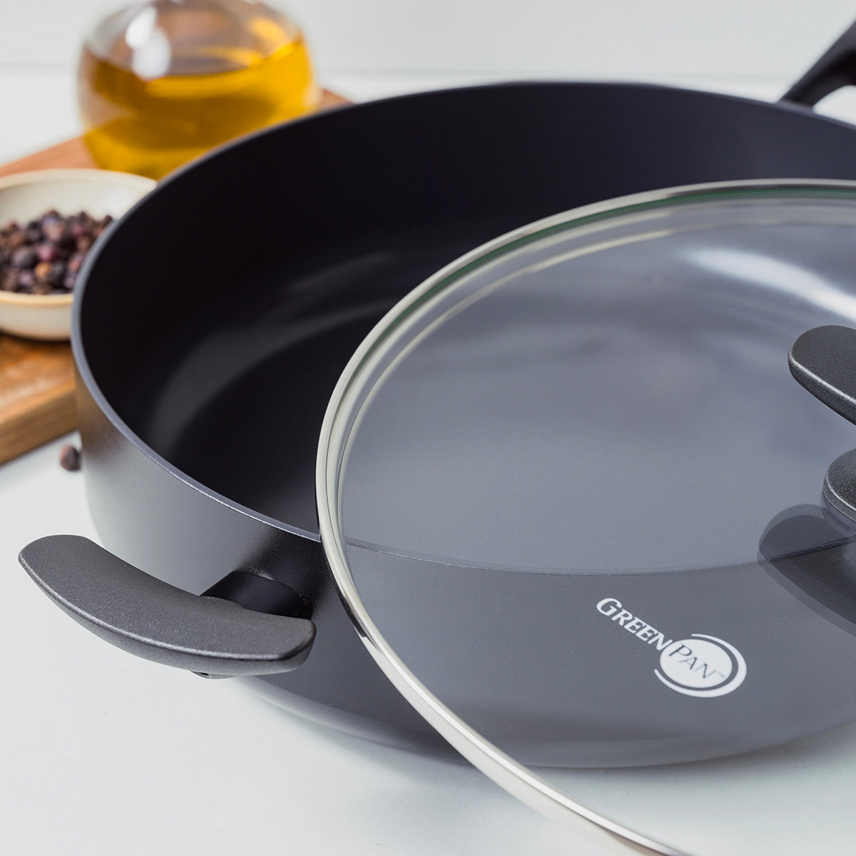 Smart Ceramic Non-Stick 4.2-Litre Sauté Pan with Lid
