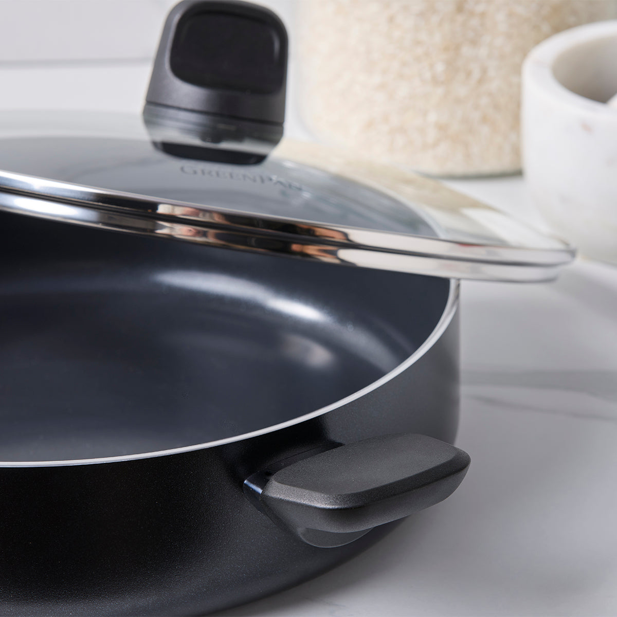 Memphis Ceramic Non-Stick 4.2-Litre Sauté Pan with Lid