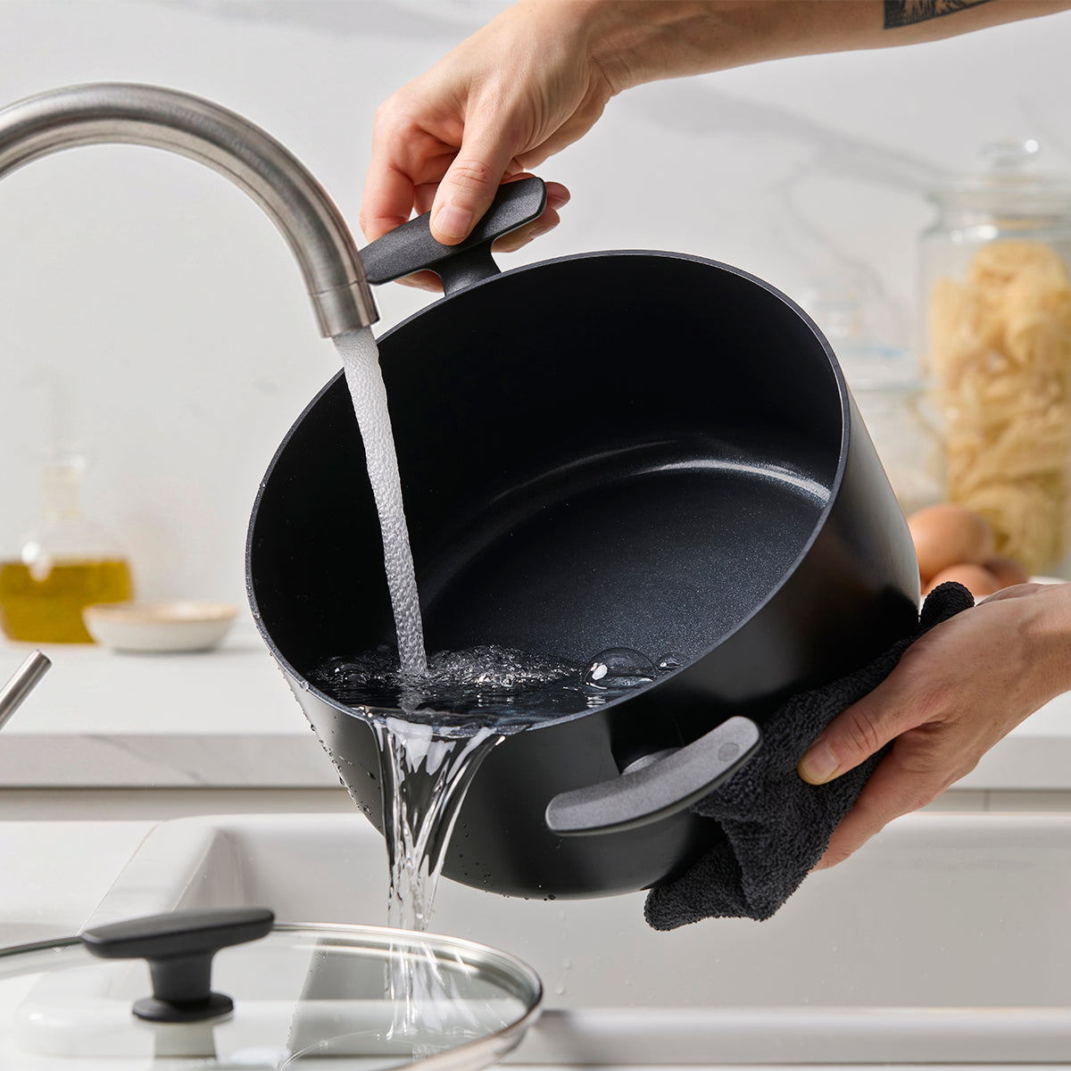 Smart Ceramic Non-Stick 5.1-Litre Stockpot with Lid