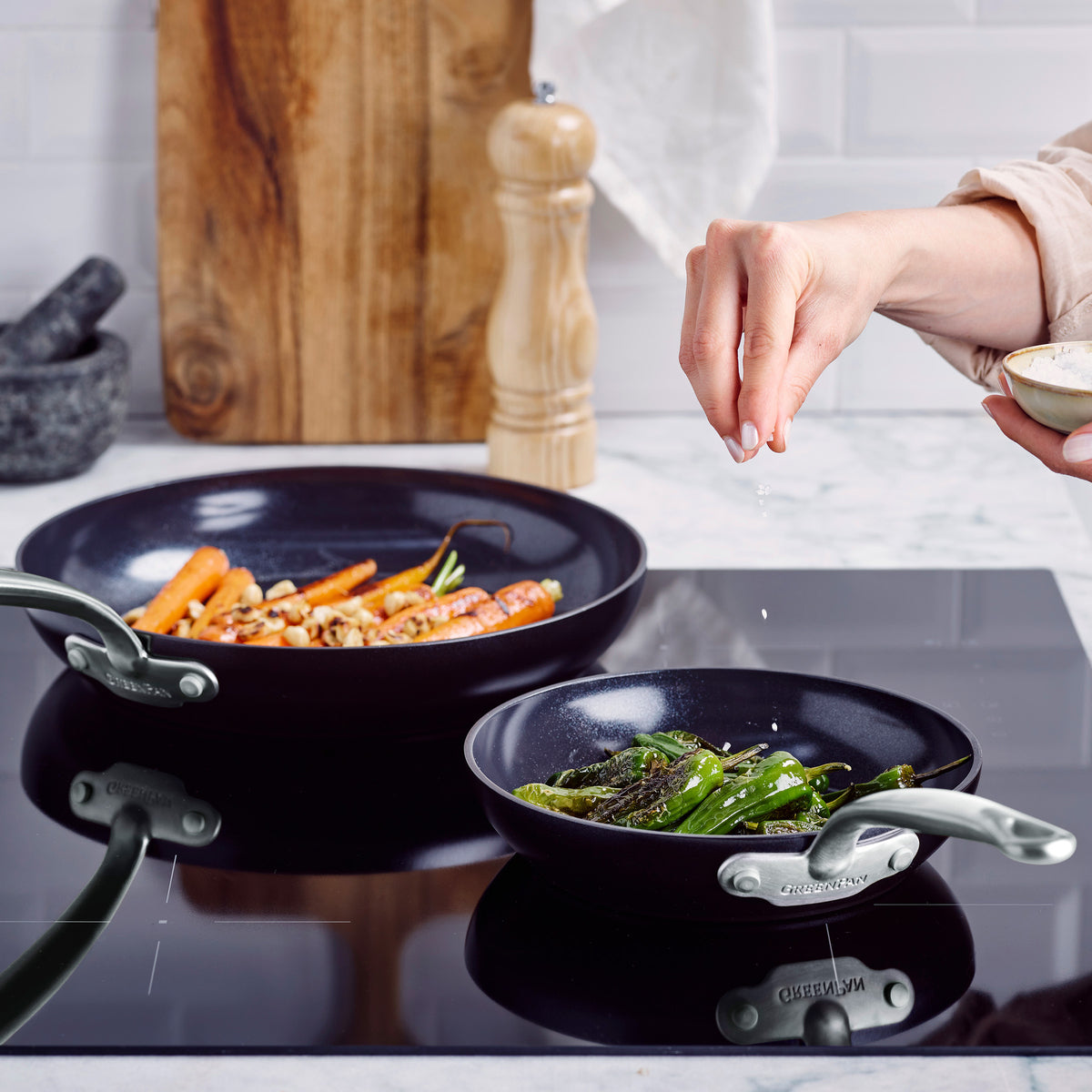 Barcelona Ceramic Non-Stick 20cm and 28cm Frypan Set