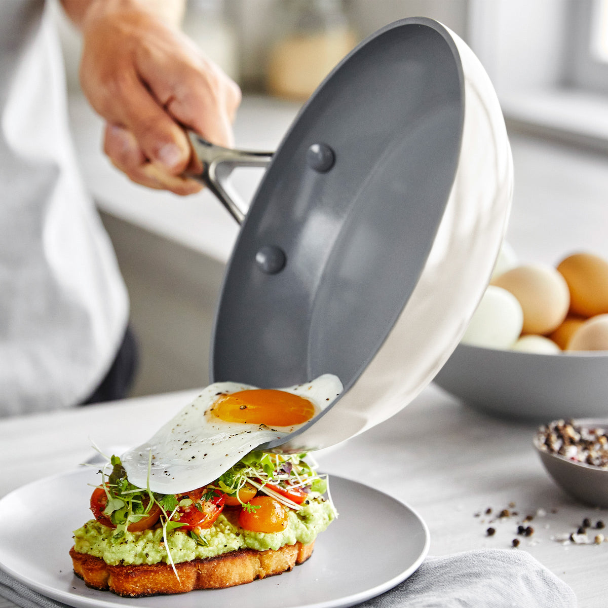Valencia Pro Ceramic Non-Stick 11-Piece Cookware Set | Cream