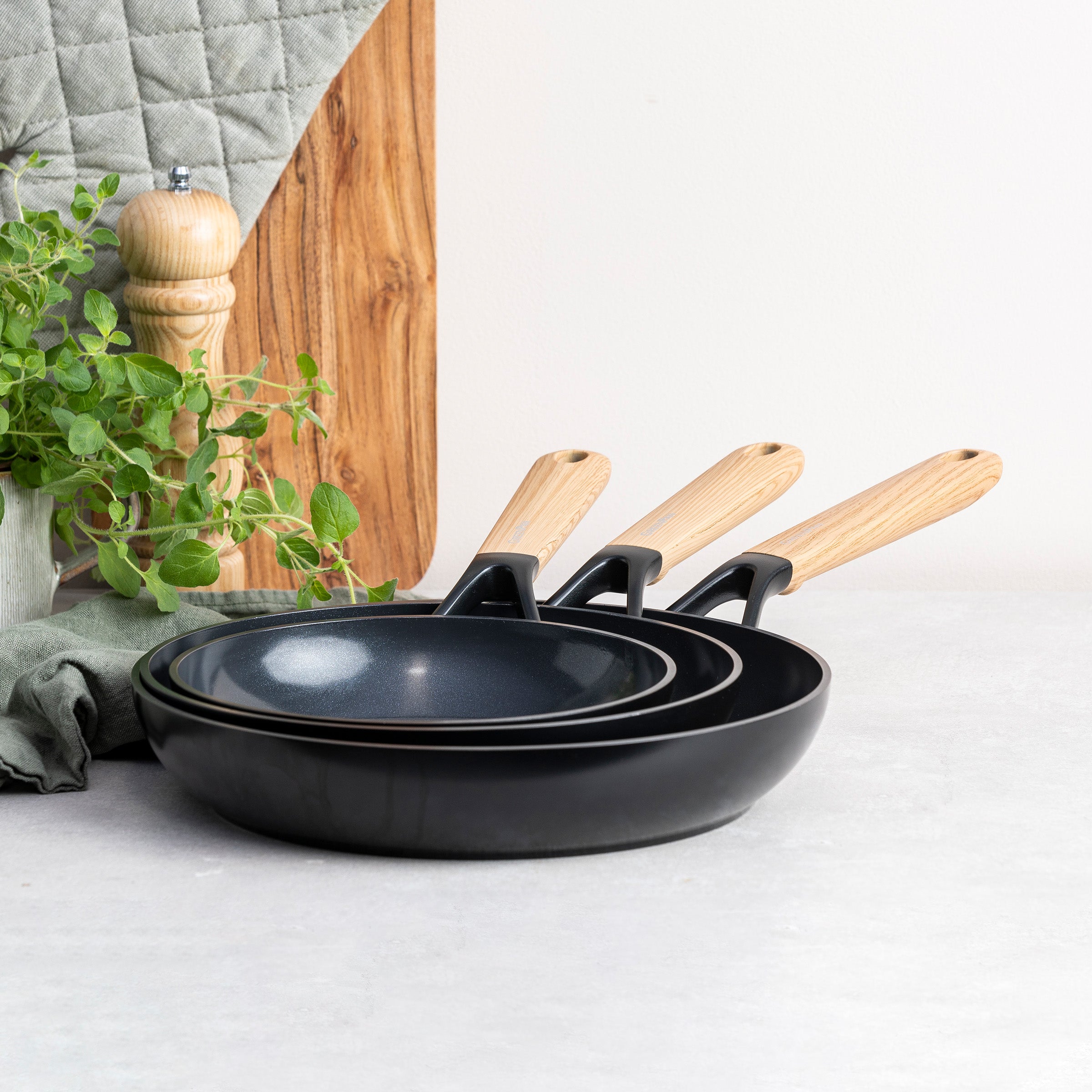 Greenpan Eco-Smartshape Non-Stick Frying Pan Light Wood 28cm